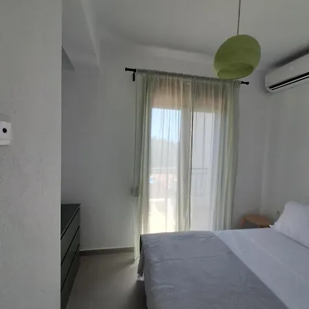 Tessera - Exclusive Stylish Maisonette In Holiday home Kriopigi